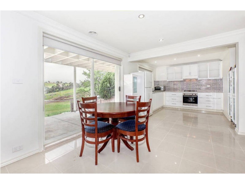17 Karin Crescent, Glenroy VIC 3046