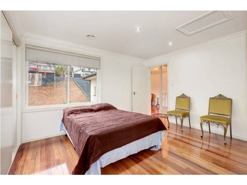 17 Karin Crescent, Glenroy VIC 3046
