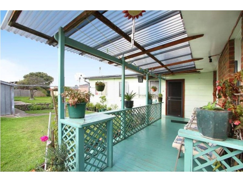 74 Maude Avenue, Glenroy VIC 3046