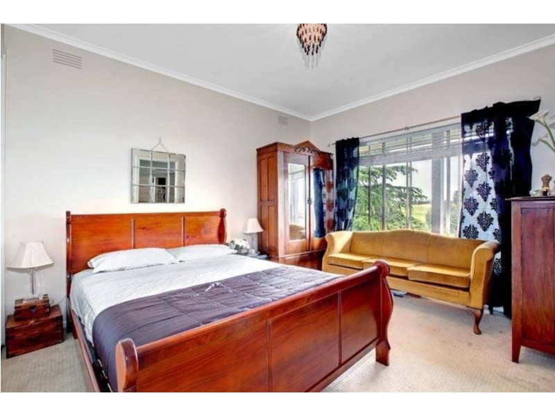 14 Damien, Glenroy VIC 3046