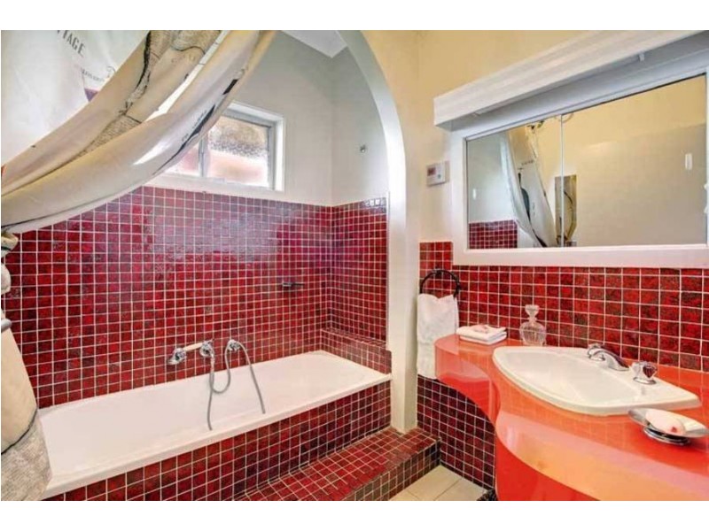 14 Damien, Glenroy VIC 3046