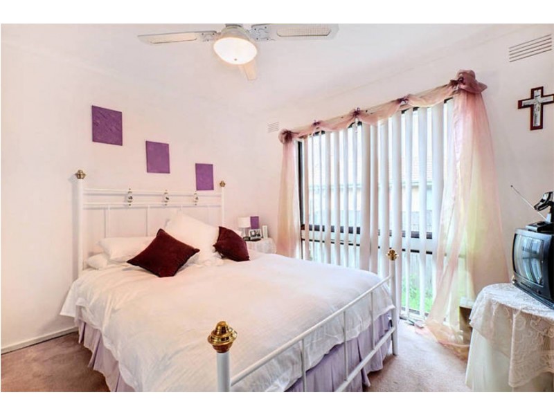 17 Devenish Court, Westmeadows VIC 3049