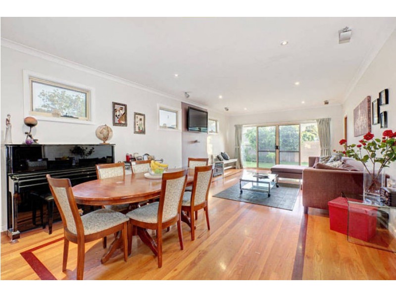 7 APSLEY STREET, Glenroy VIC 3046