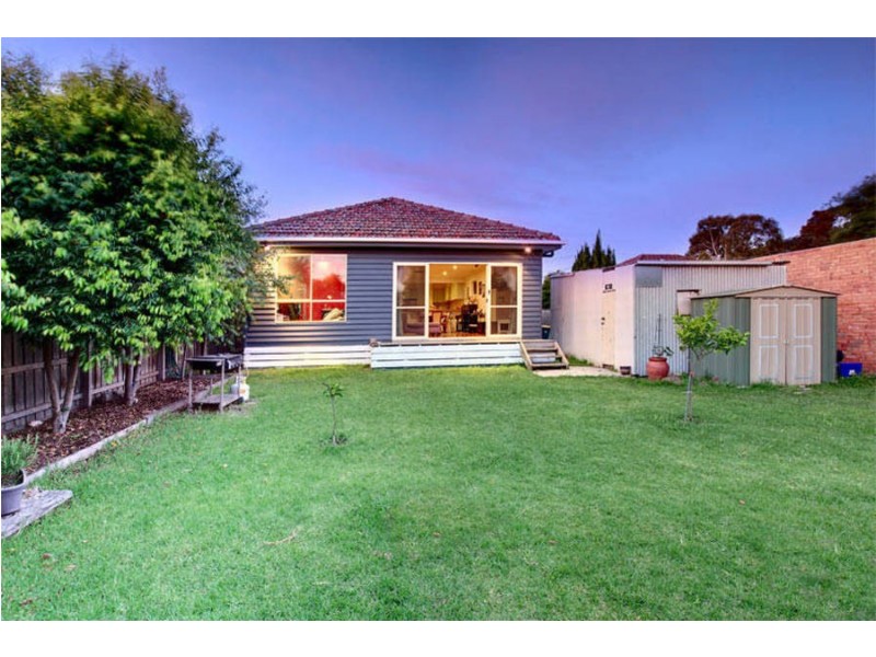 7 APSLEY STREET, Glenroy VIC 3046