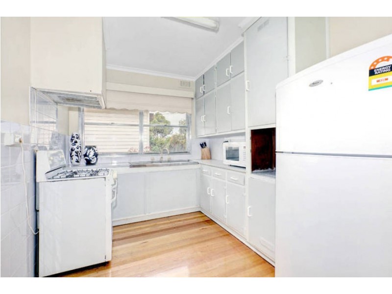 30 Gosford Crescent, Broadmeadows VIC 3047