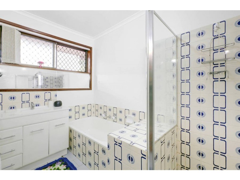 1/20 Ashleigh Crescent, Meadow Heights VIC 3048