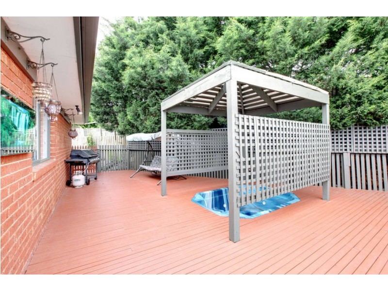 5 Clematis Court, Meadow Heights VIC 3048