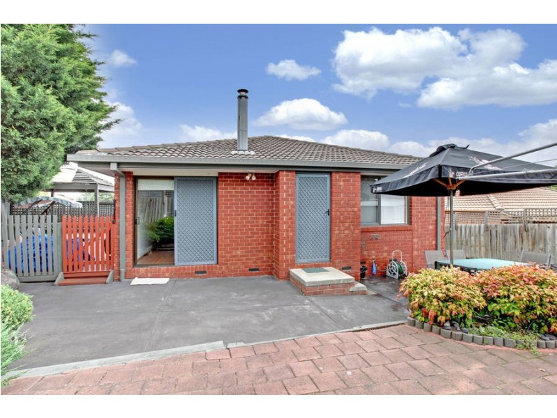 5 Clematis Court, Meadow Heights VIC 3048