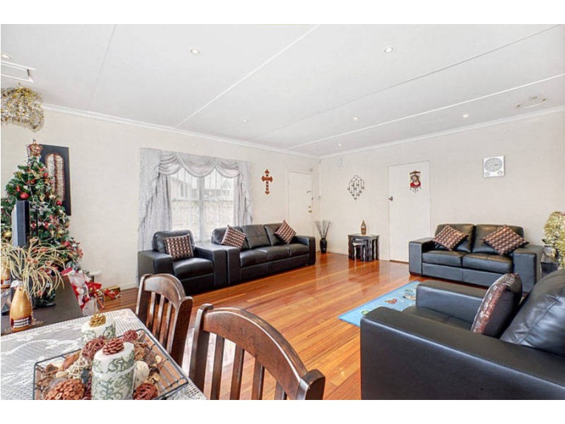 5 Antwerp Street, Dallas VIC 3047