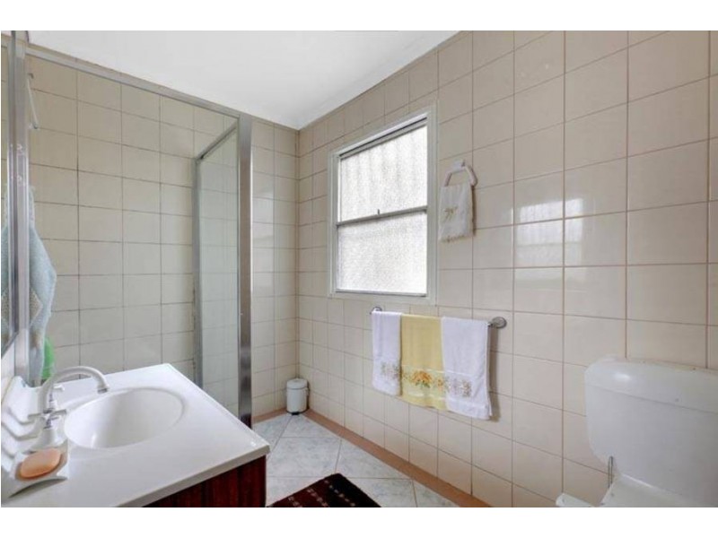 5 Antwerp Street, Dallas VIC 3047