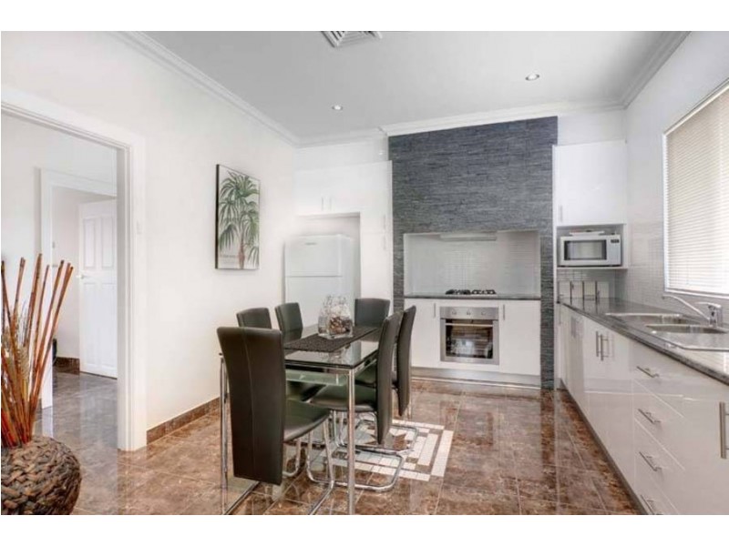 1/75 Isla Avenue, Glenroy VIC 3046