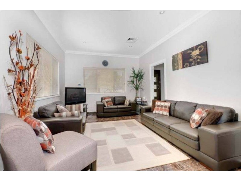 1/75 Isla Avenue, Glenroy VIC 3046