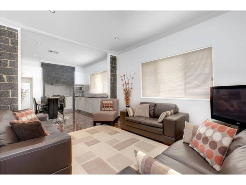 1/75 Isla Avenue, Glenroy VIC 3046