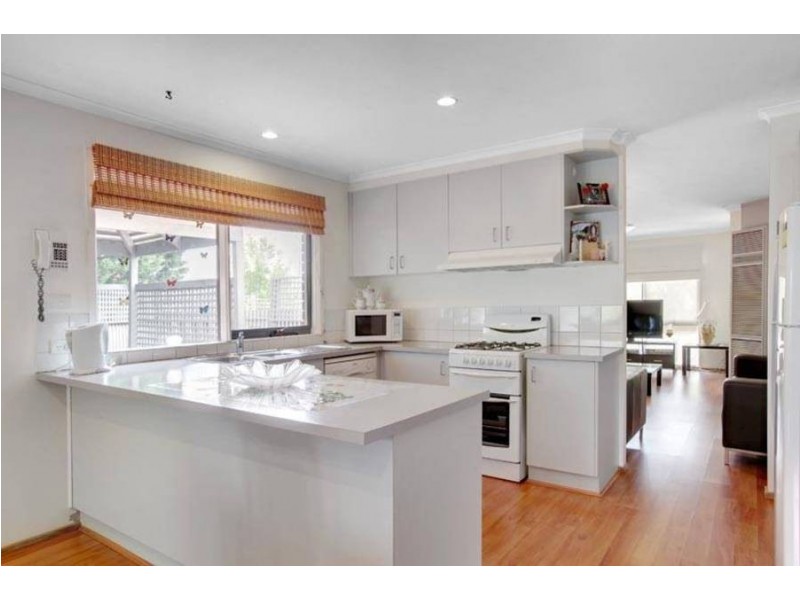 5 Clematis Court, Meadow Heights VIC 3048