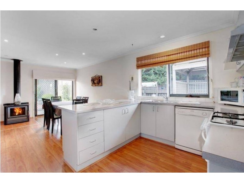 5 Clematis Court, Meadow Heights VIC 3048