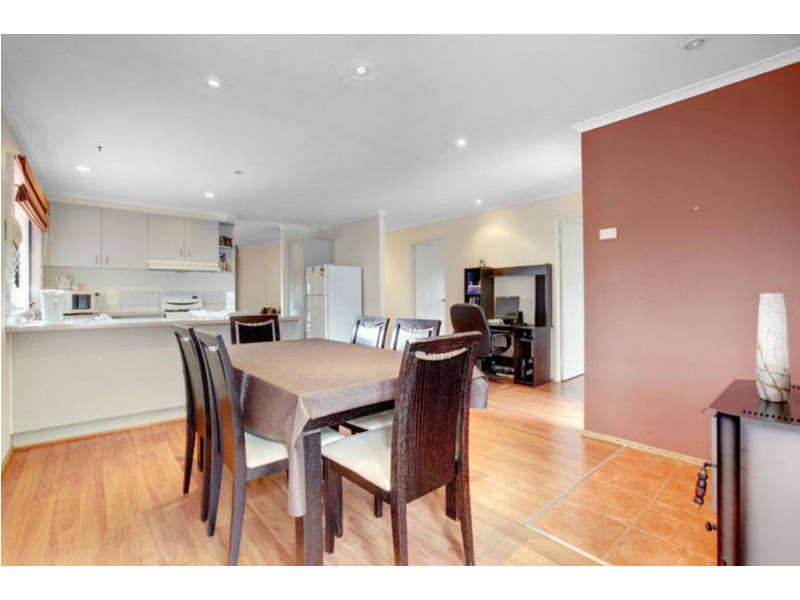 5 Clematis Court, Meadow Heights VIC 3048