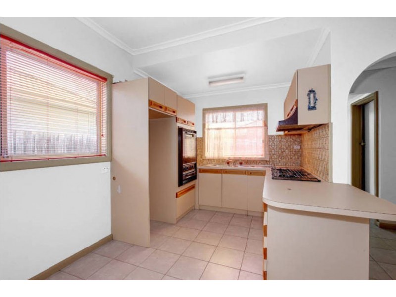 10 Sherwood Street, Hadfield VIC 3046