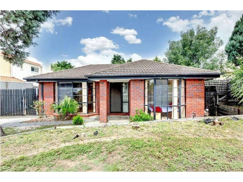 11 Kanooka Grove, Meadow Heights VIC 3048