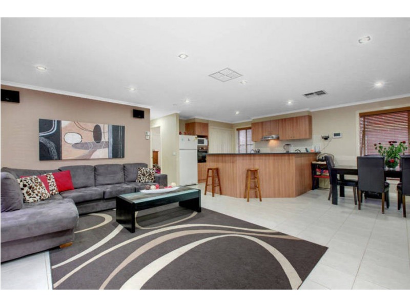 36 Marne Drive, Roxburgh Park VIC 3064