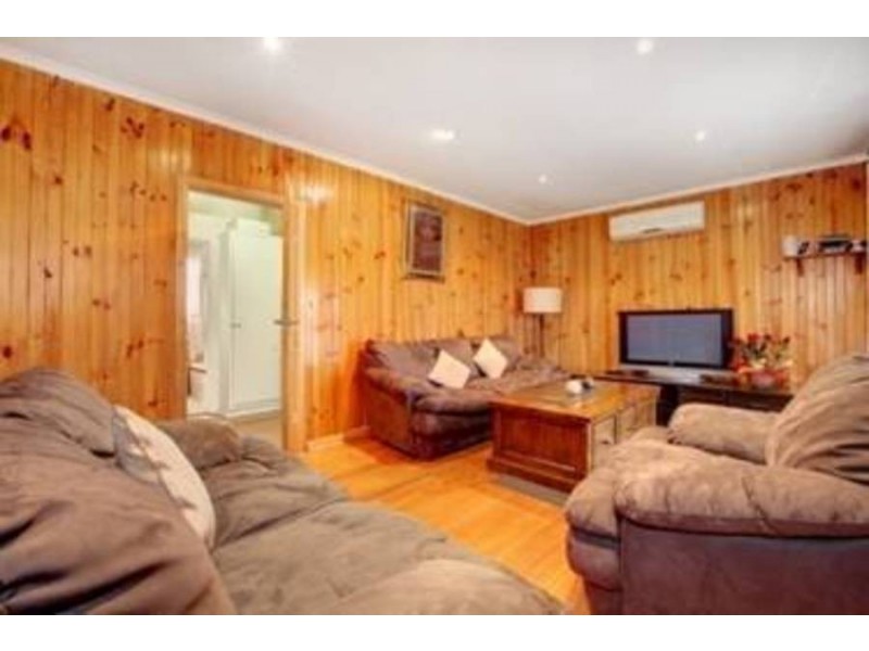 1/11 Walsh Street, Broadmeadows VIC 3047