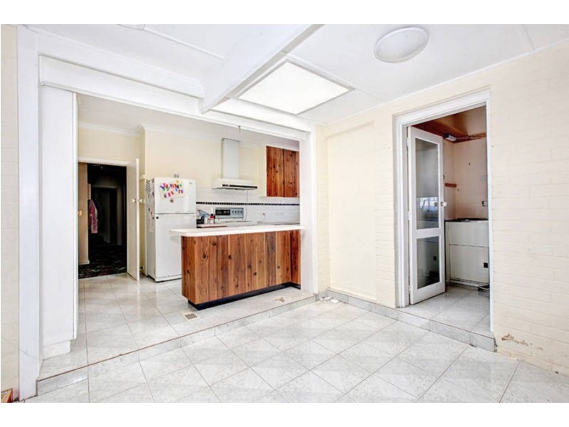 103 Loongana Avenue, Glenroy VIC 3046