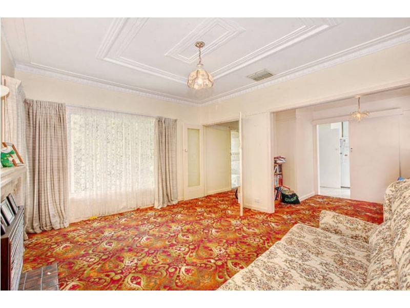 103 Loongana Avenue, Glenroy VIC 3046