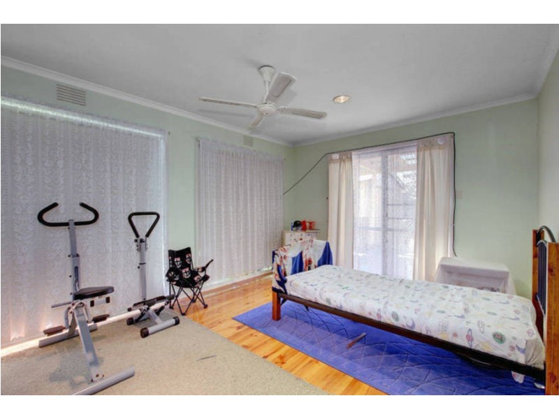 103 Loongana Avenue, Glenroy VIC 3046