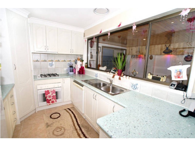 46 Woodburn Crescent, Meadow Heights VIC 3048