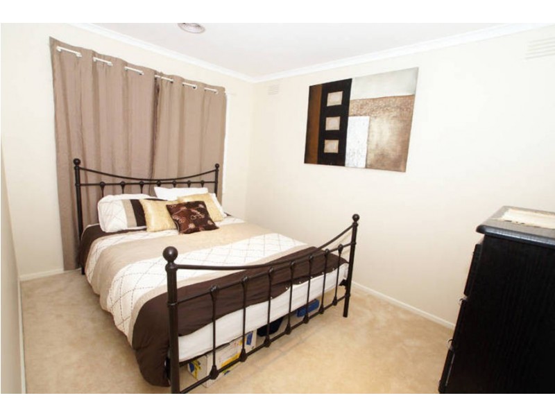 46 Woodburn Crescent, Meadow Heights VIC 3048