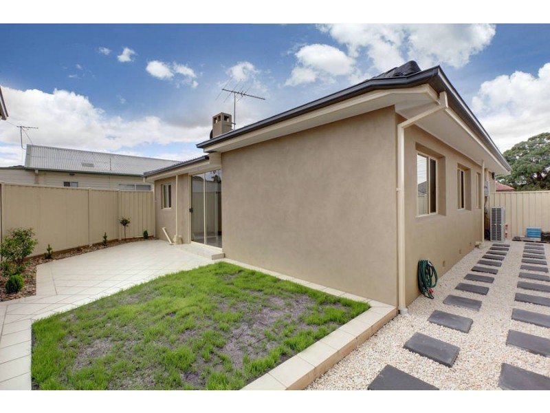 1/75 Isla Avenue, Glenroy VIC 3046