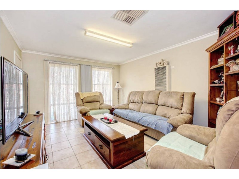 80 Bushfield Crescent, Coolaroo VIC 3048