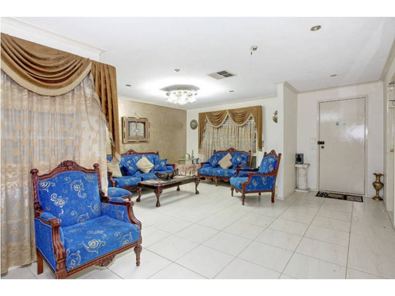 4 Geach Street, Dallas VIC 3047