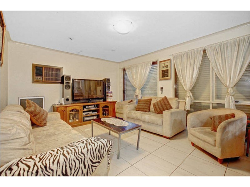 4 Geach Street, Dallas VIC 3047