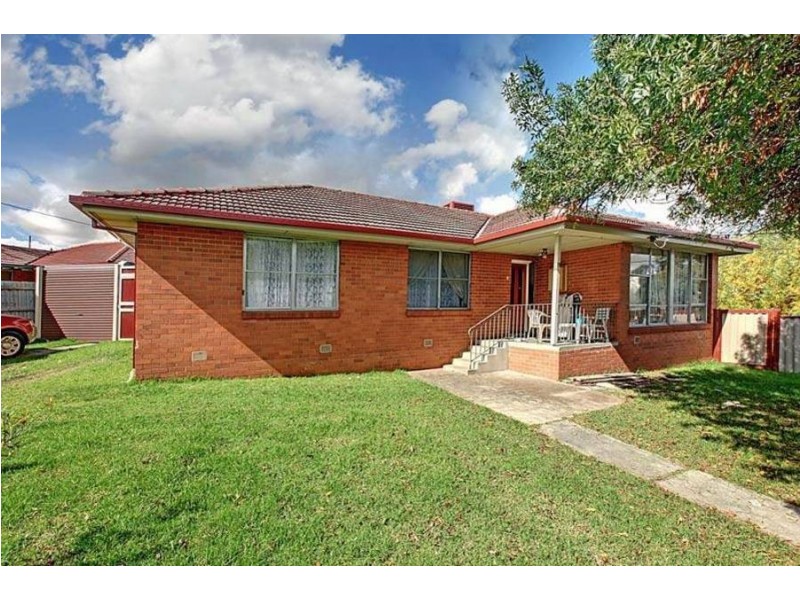 11 Smeaton Avenue, Dallas VIC 3047