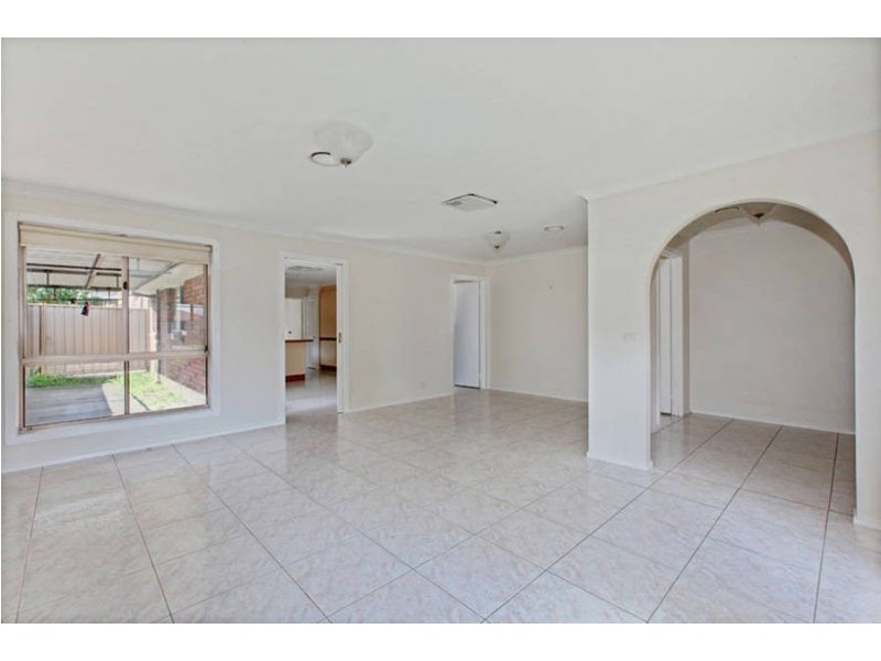 1/20 KNIGHT COURT, Meadow Heights VIC 3048