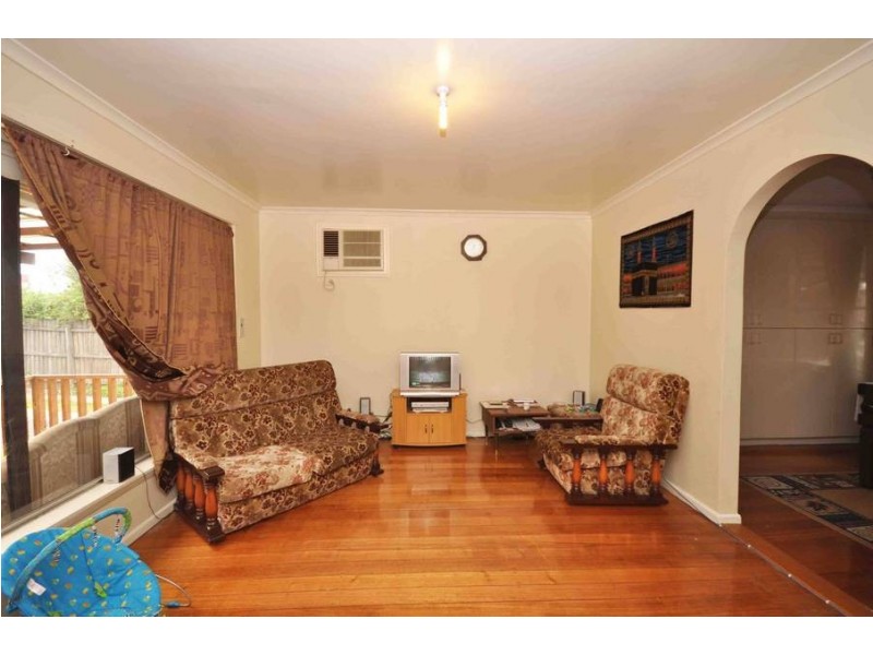 421 Barry Road, Dallas VIC 3047