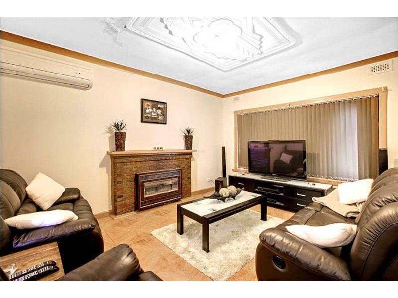 323 Camp Road, Broadmeadows VIC 3047