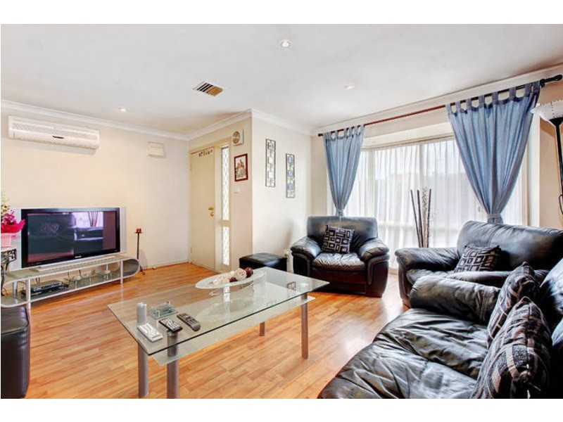 2/83 Station Street, Glenroy VIC 3046