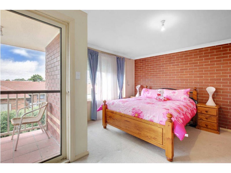 2/83 Station Street, Glenroy VIC 3046