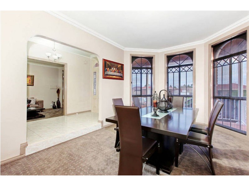 7 Milford Court, Meadow Heights VIC 3048