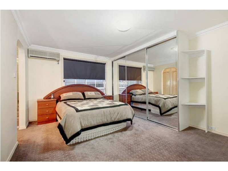 7 Milford Court, Meadow Heights VIC 3048