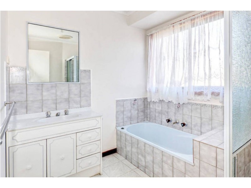 127B Bridgewater Road, Craigieburn VIC 3064