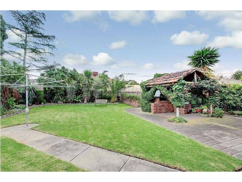 2 ILA STREET, Glenroy VIC 3046