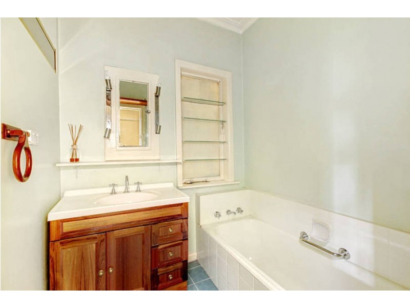 5 Hartington Street, Glenroy VIC 3046