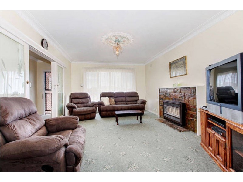 13 Regent Street, Hadfield VIC 3046