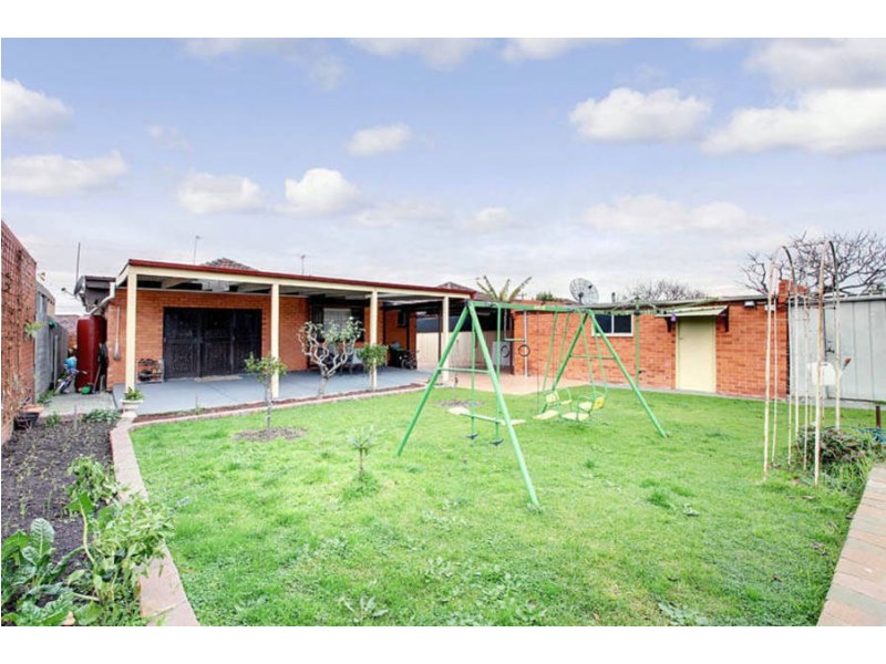 13 Regent Street, Hadfield VIC 3046