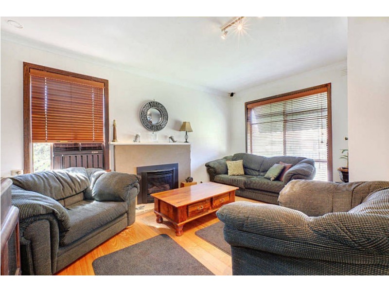 10 Howard Court, Glenroy VIC 3046