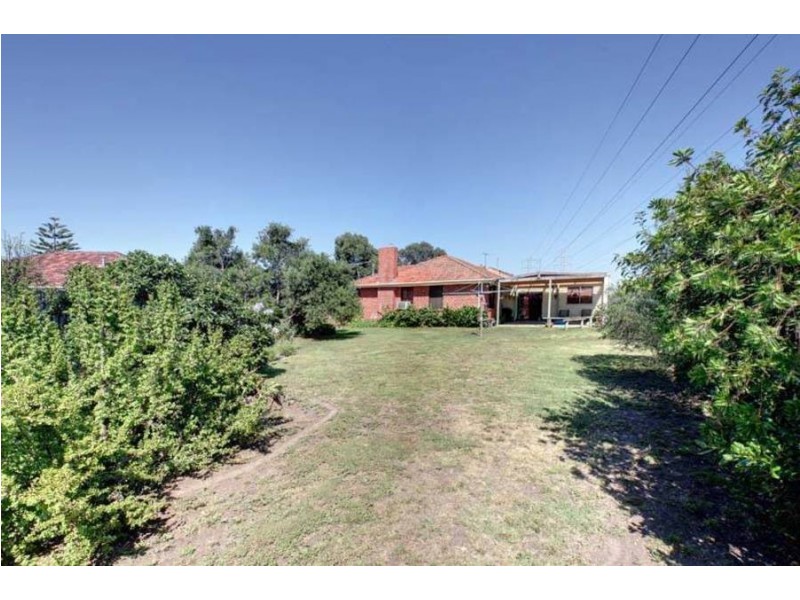 10 Howard Court, Glenroy VIC 3046