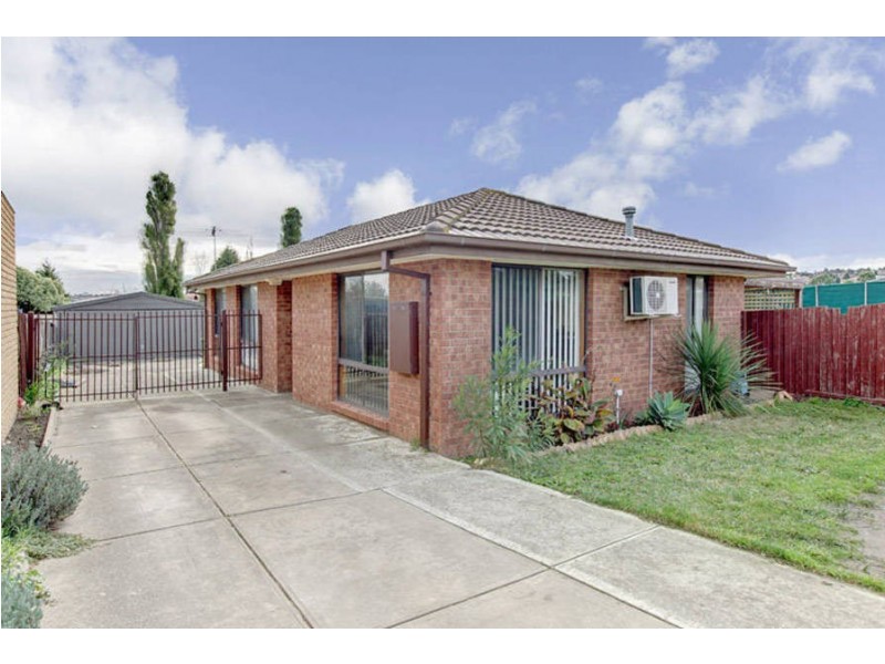 20 Goodenia Close, Meadow Heights VIC 3048