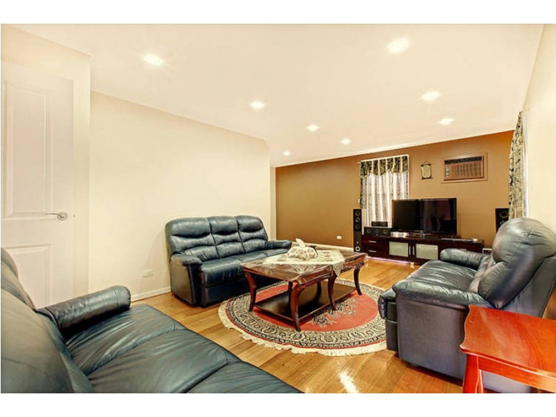 11 Tatura Crescent, Broadmeadows VIC 3047